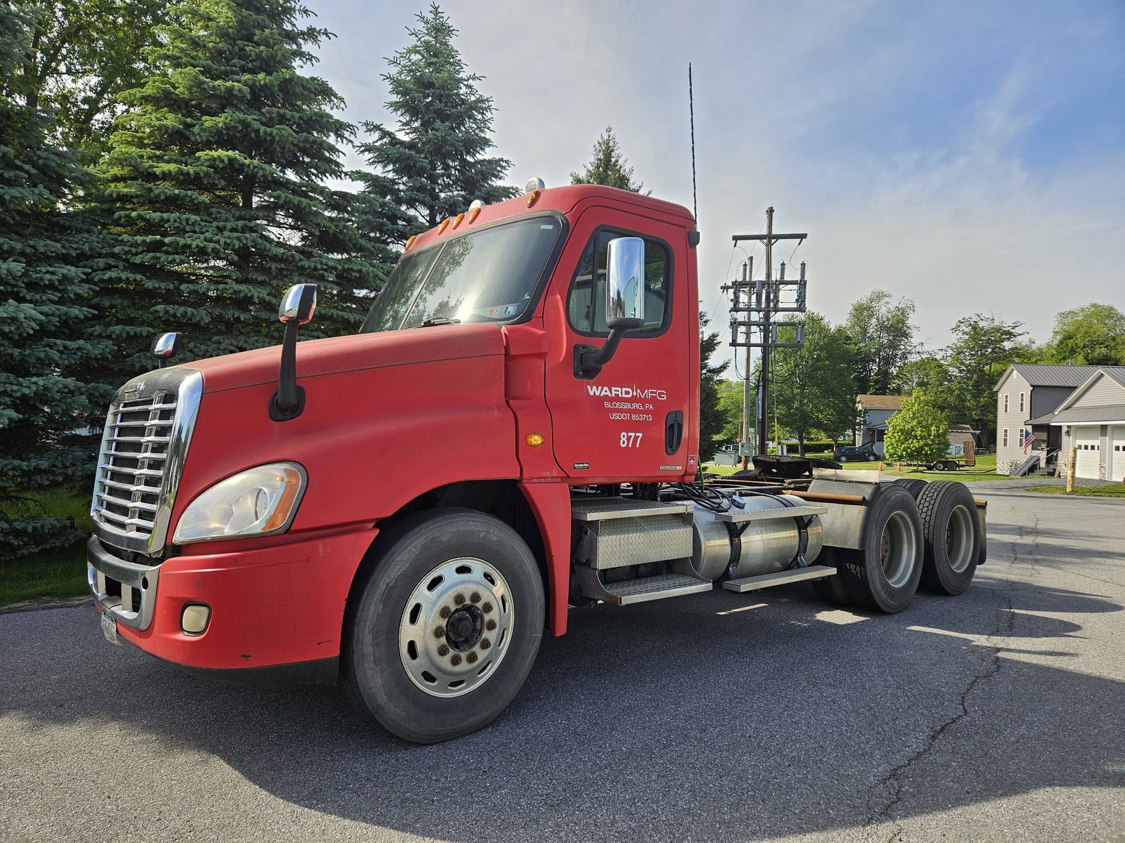 2008 Freightliner Cascadia 125 Day Cab — 53K Miles, Pre-DEF - Image 2