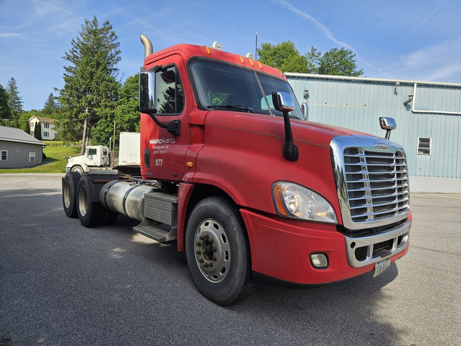 2008 Freightliner Cascadia 125 Day Cab — 53K Miles, Pre-DEF