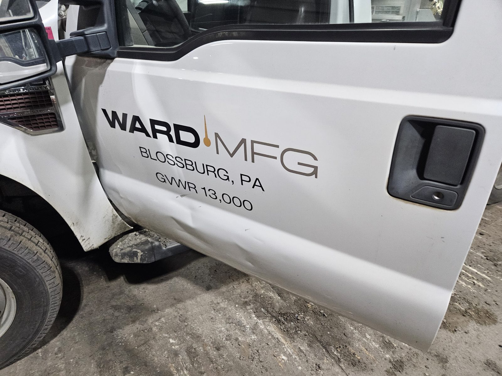 2010 Ford F-350 Super Duty 4x4 DRW — Flatbed, Plow & Spreader, 20K Miles - Image 16