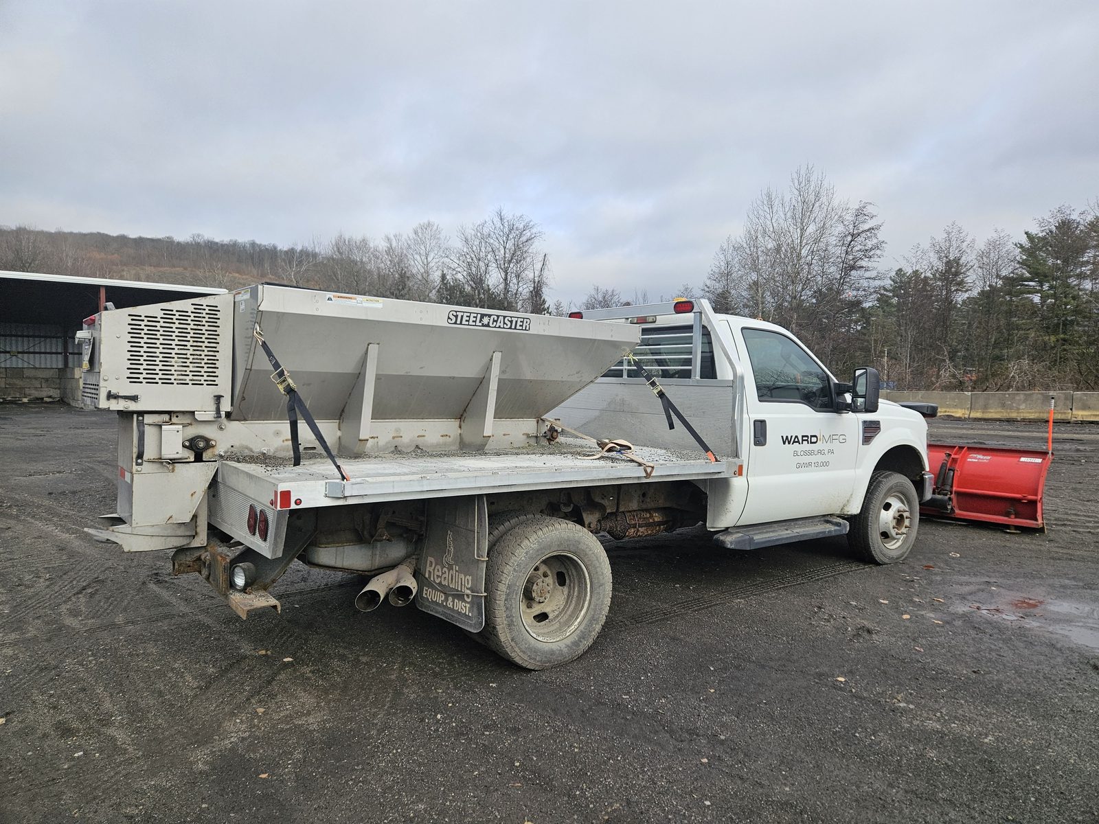 2010 Ford F-350 Super Duty 4x4 DRW — Flatbed, Plow & Spreader, 20K Miles - Image 3