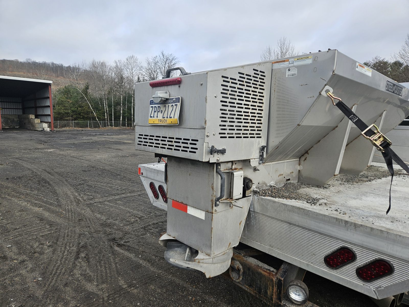 2010 Ford F-350 Super Duty 4x4 DRW — Flatbed, Plow & Spreader, 20K Miles - Image 10