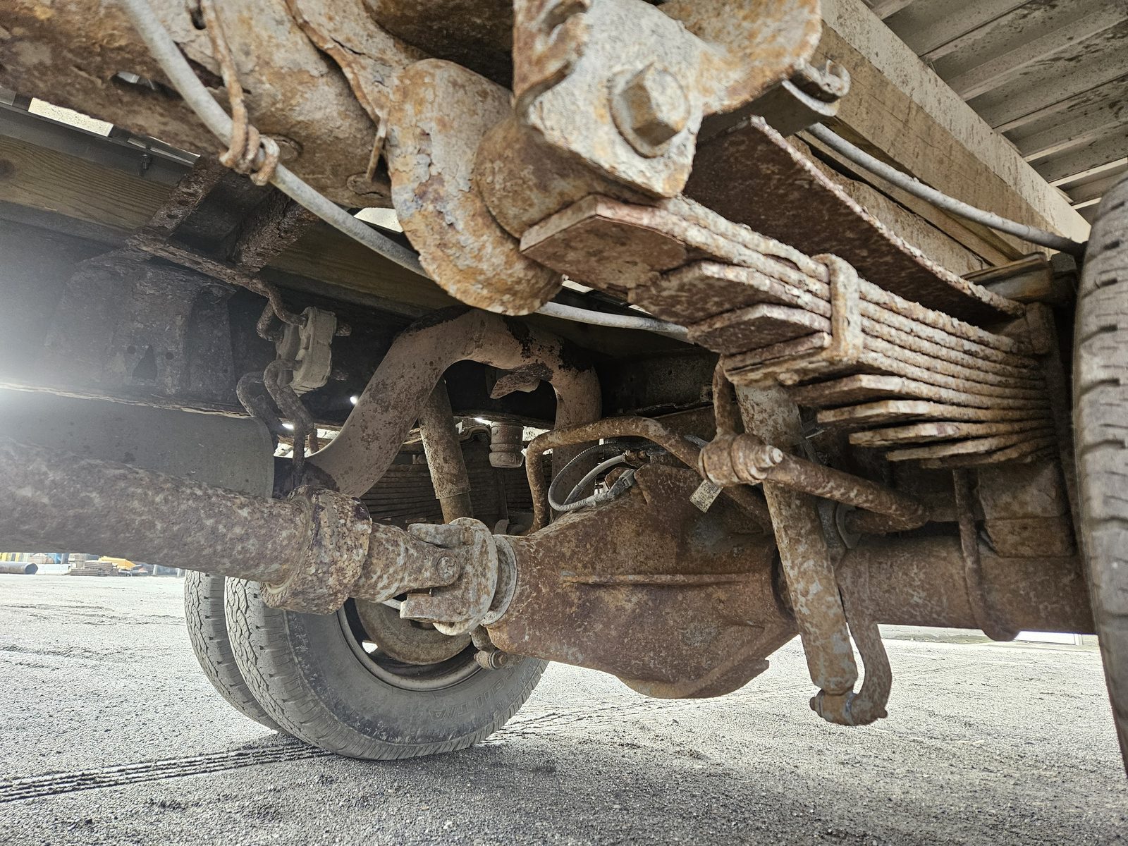 2010 Ford F-350 Super Duty 4x4 DRW — Flatbed, Plow & Spreader, 20K Miles - Image 33