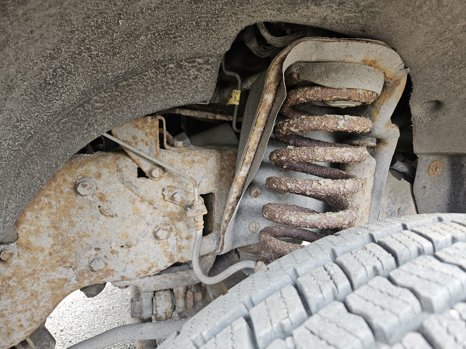 2010 Ford F-350 Super Duty 4x4 DRW — Flatbed, Plow & Spreader, 20K Miles - Image 30
