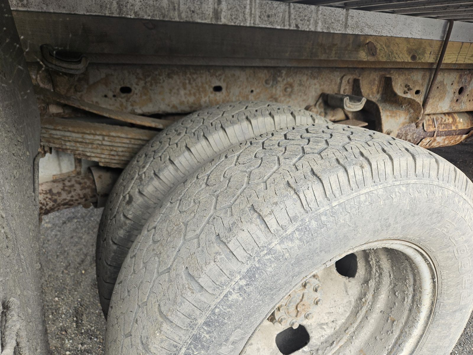 2010 Ford F-350 Super Duty 4x4 DRW — Flatbed, Plow & Spreader, 20K Miles - Image 31