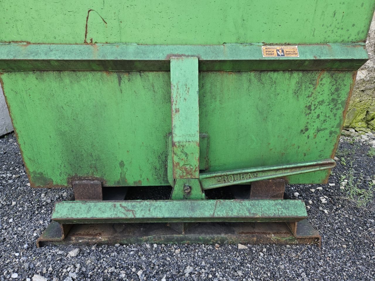 Roura Iron Works Self-Dumping Hopper — 1.5 Cu Yd, 6,000 lb Capacity (Unit A) - Image 6